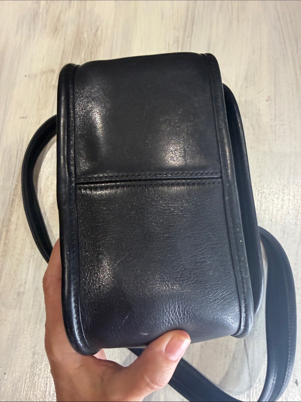 Vintage Coach Legacy Small Flap Black Leather Crossbody with Gold Turnlock - Picture 8 of 16